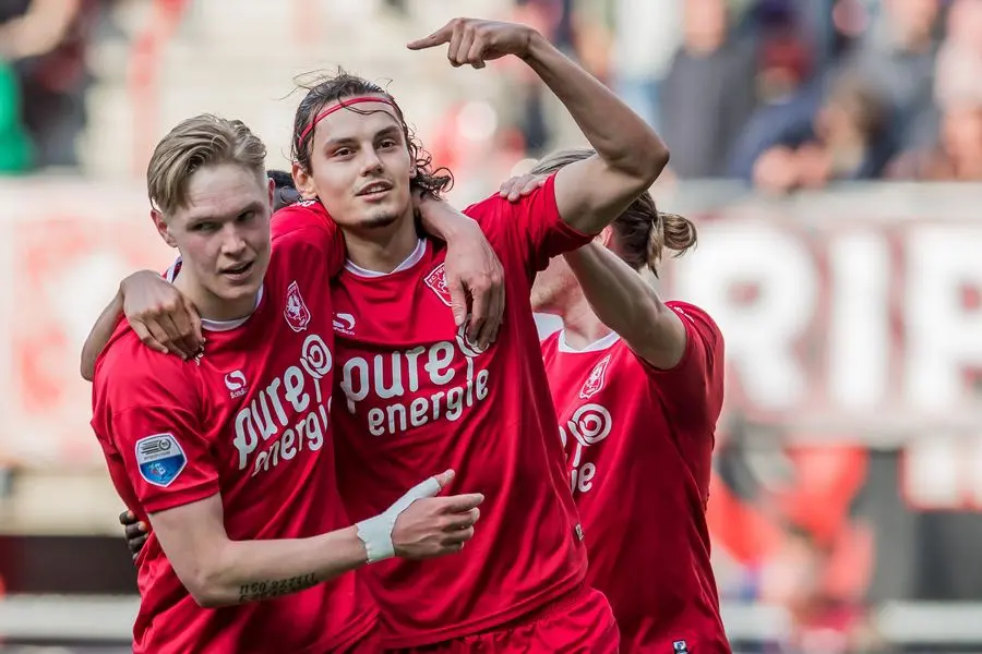 enes unal fredrik jensen fc twente go ahead eagles goal