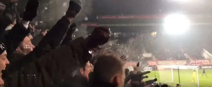 fc twente ajax vieren juichen tribune vak p 2017