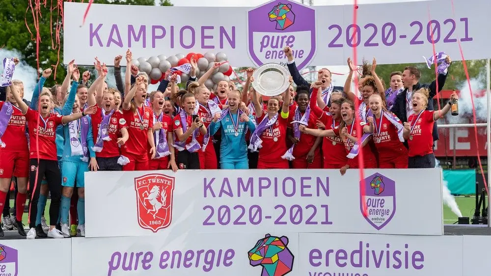fc twente vrouwen kampioen seizoen 2020 2021 edited