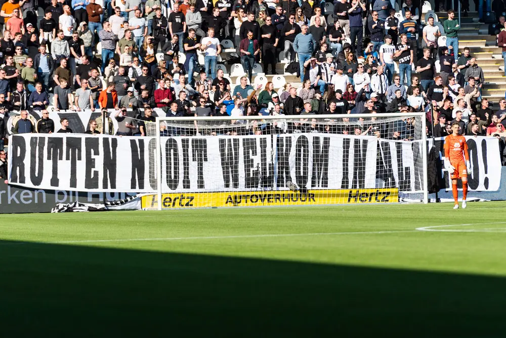 fred rutten nooit welkom heracles 2022 spandoek