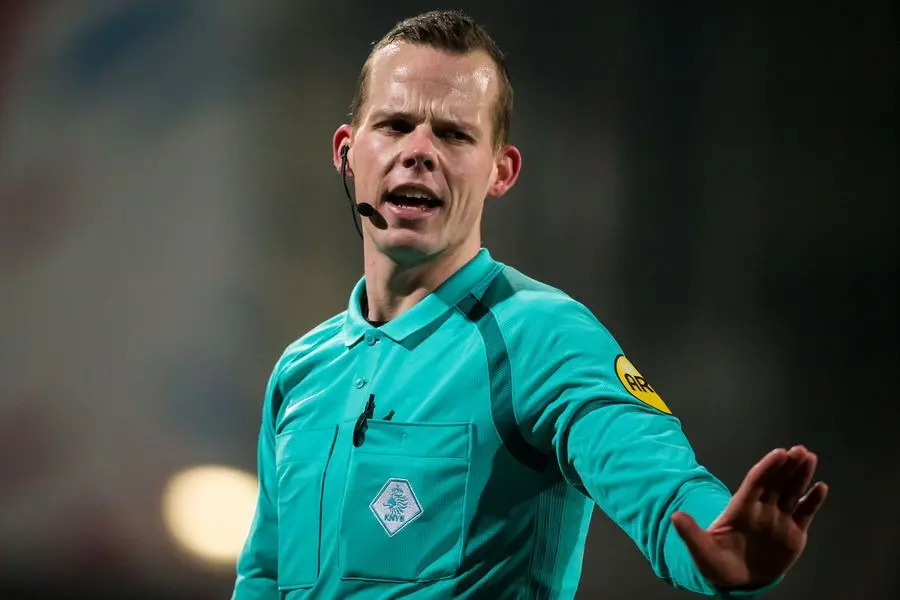 freek van herk scheidsrechter knvb