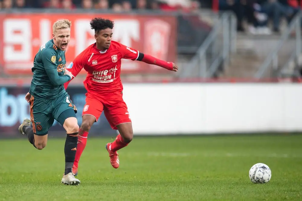 godfried roemeratoe donny van de beek fc twente ajax 2019 2020