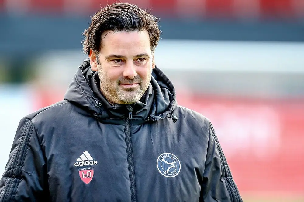 ivar van dinteren trainer assistent