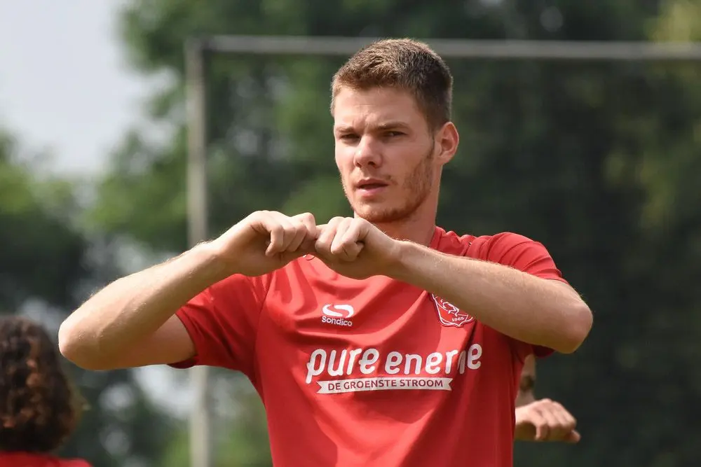 jari oosterwijk training de lutte warming up