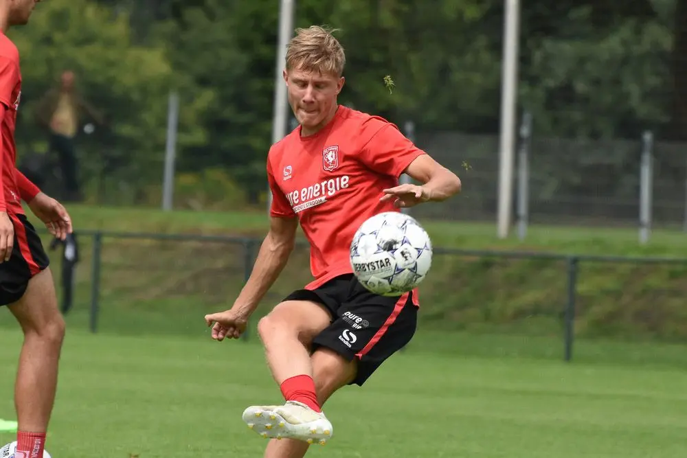 jesse bosch vrije trap training fc twente lutte 2019