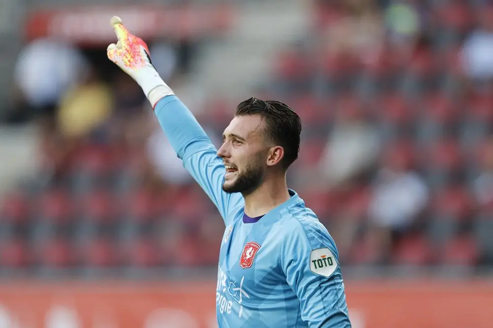 joel drommel wijzend fc twente 2020 2021