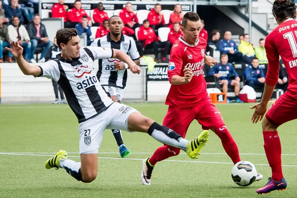 justin hoogma celina unal heracles fc twente 2016