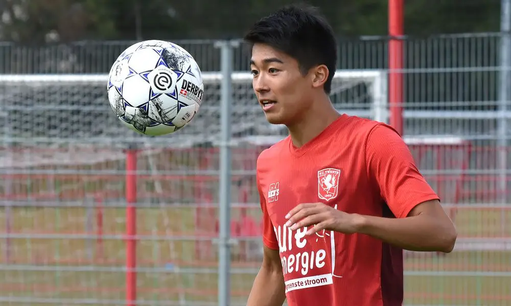 keito nakamura training fc twente bal hooghouden