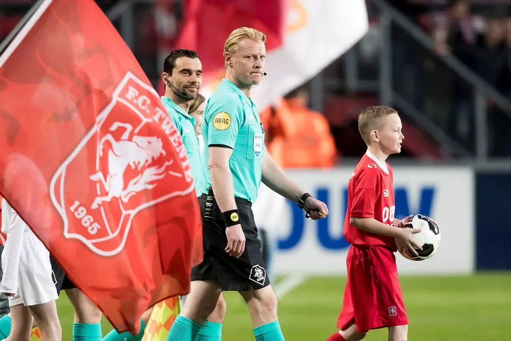 kevin blom scheidsrechter knvb fc twente