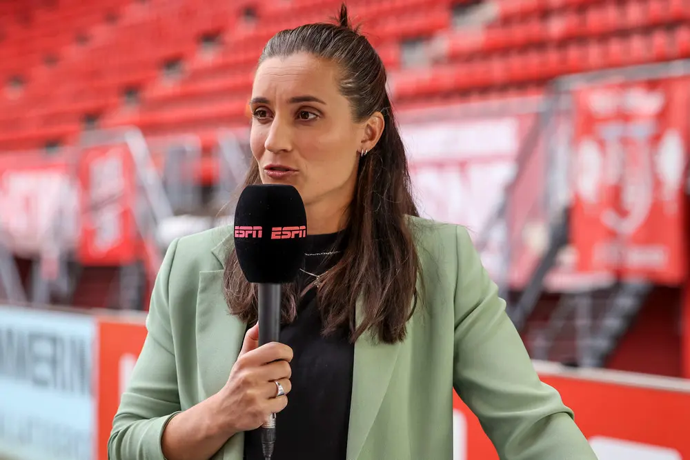 leonne stentler vrouwenvoetbal analist espn