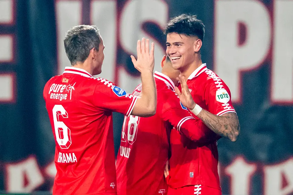 mees hilgers wout brama dimitris limnios doelpunt twentse derby fc twente heracles almelo