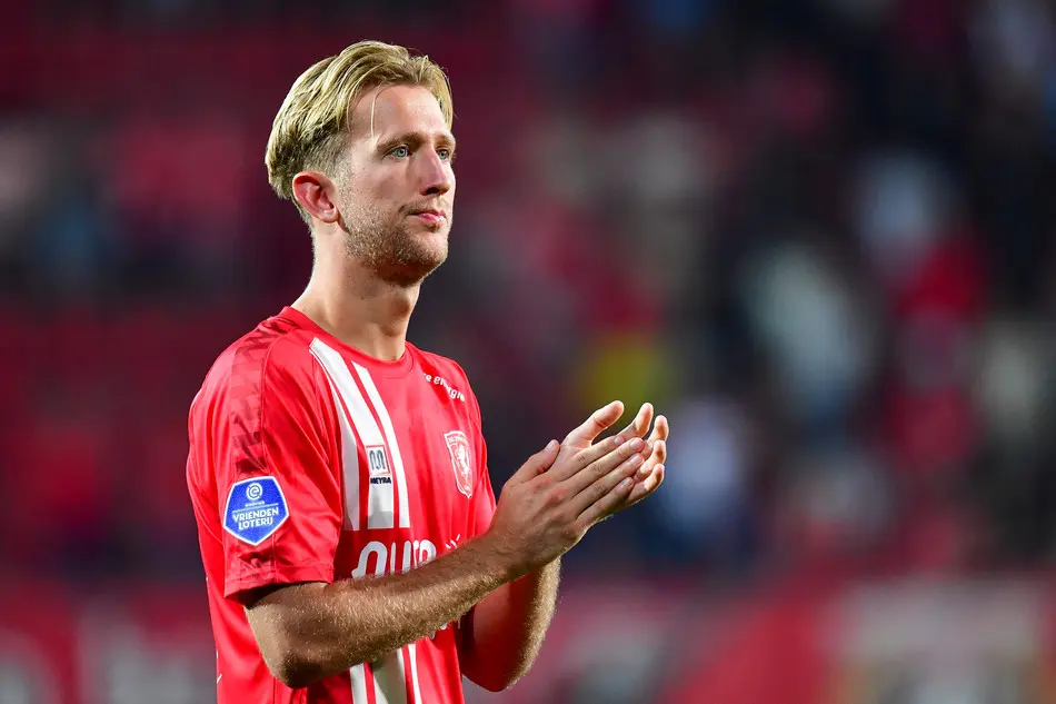 michel vlap teleurgesteld twente fiorentina 2022