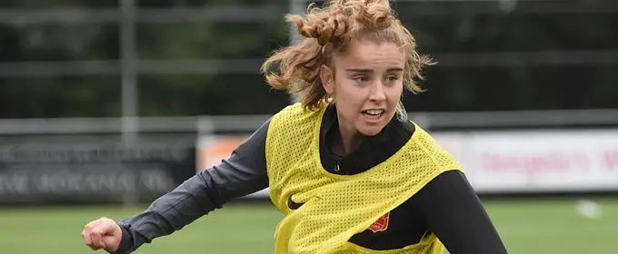 myrthe morrees fc twente vrouwen training 04 10 2017