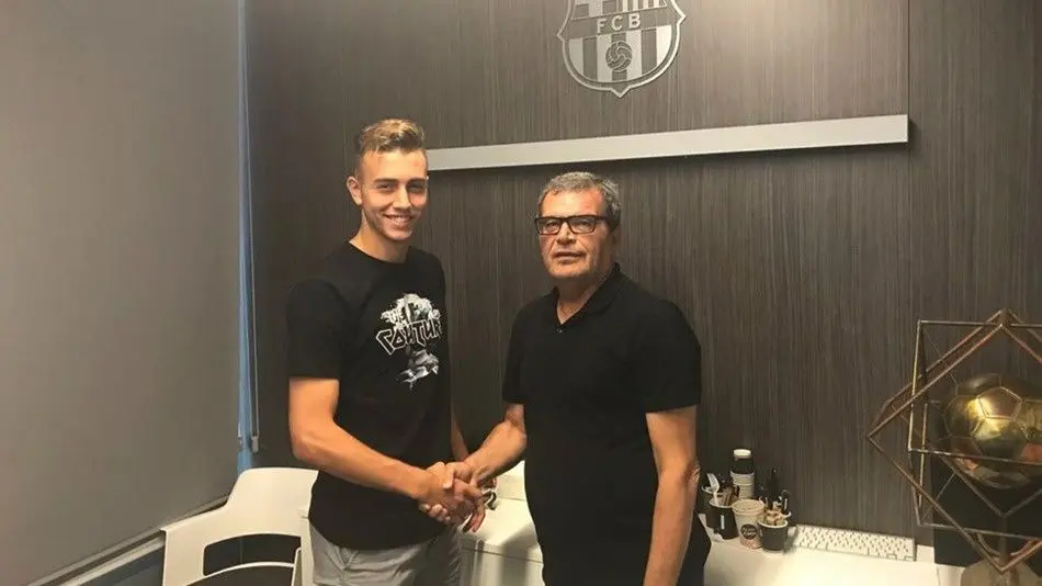oriol busquets fc barcelona ted van leeuwen