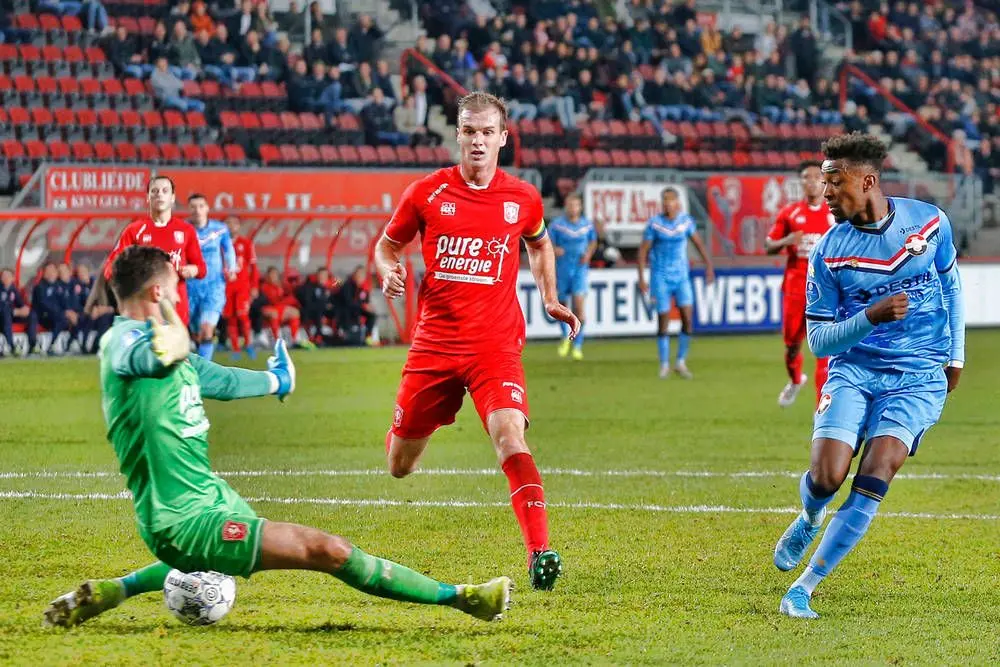 peet bijen drommel fc twente willem II 2019 2020