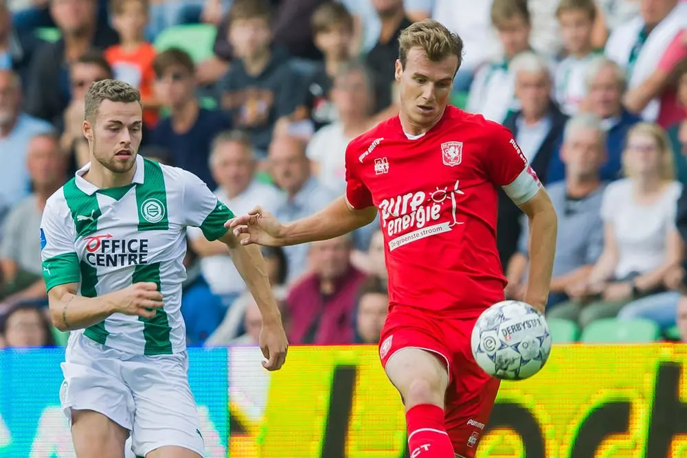 peet bijen duel fc groningen twente 2019 2020