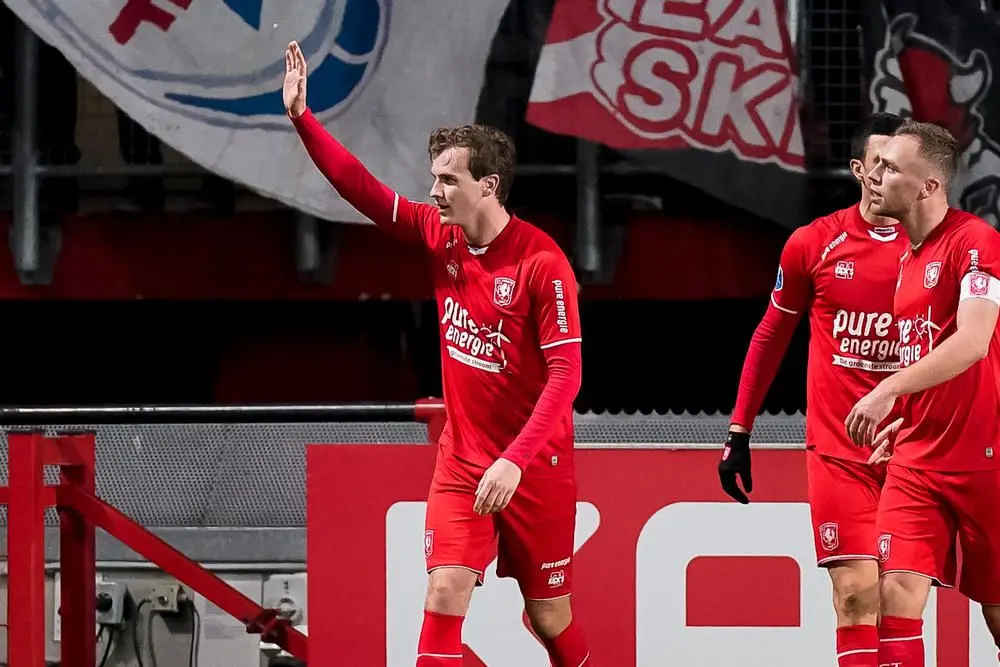 peet bijen twente sparta 2020