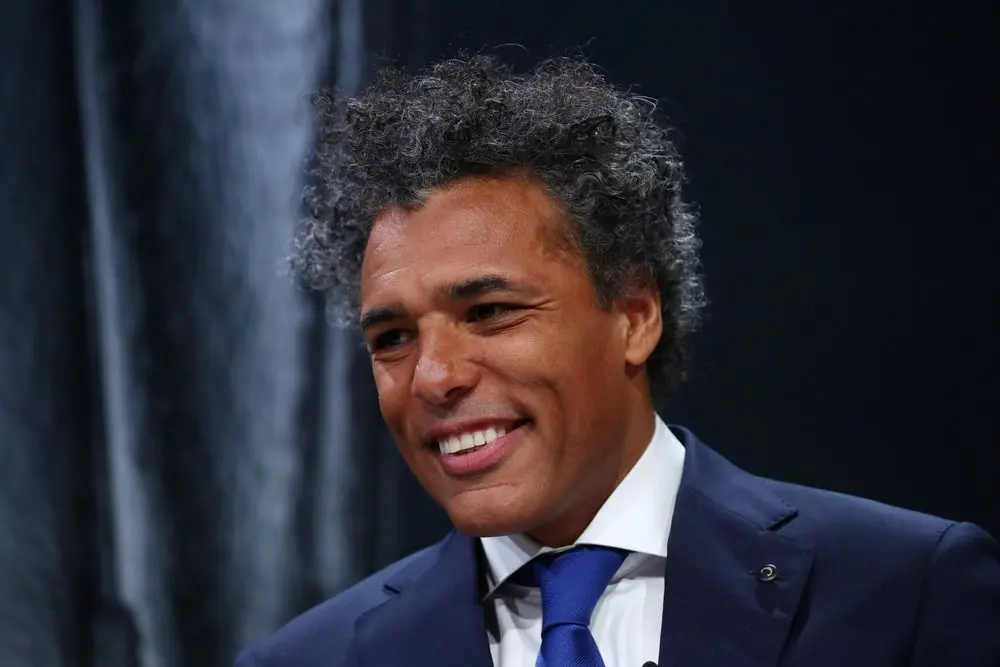 pierre van hooijdonk uefa analist
