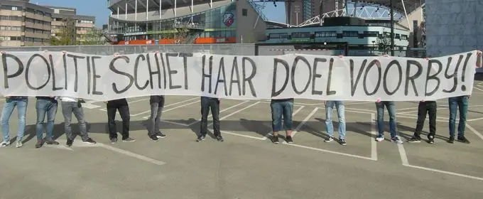 politie schiet haar doel voorbij vak p
