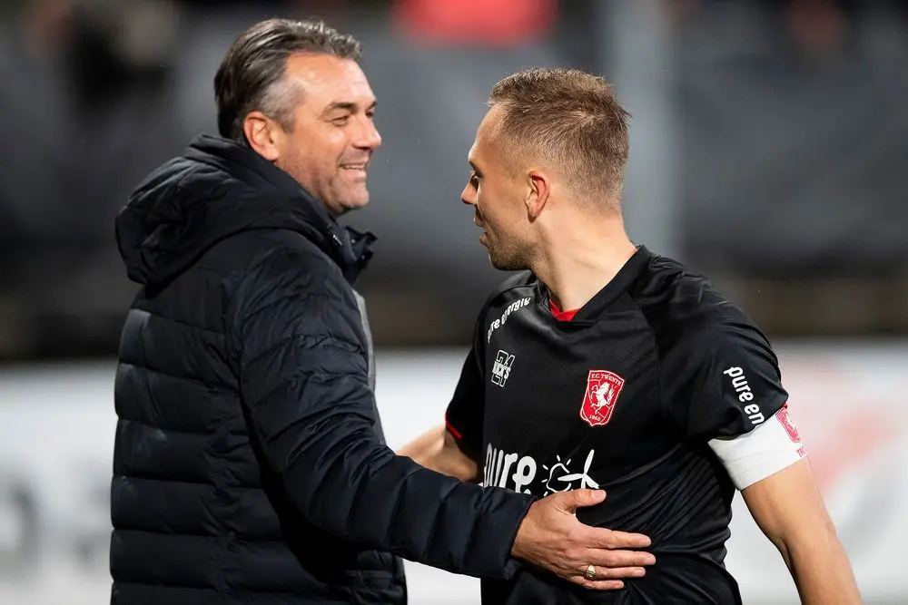 pusic schenk az fc twente 2019 2020