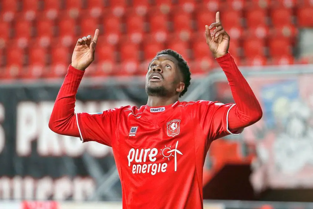 queensy menig vieren god fc twente pec zwolle 3030 3032