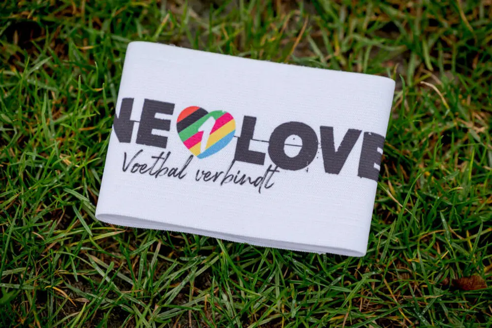 regenboogband lhtbi acceptatie aanvoerders statement