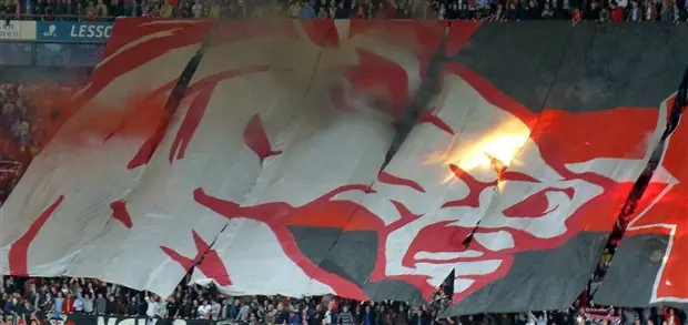 rokend ros ultras supporters