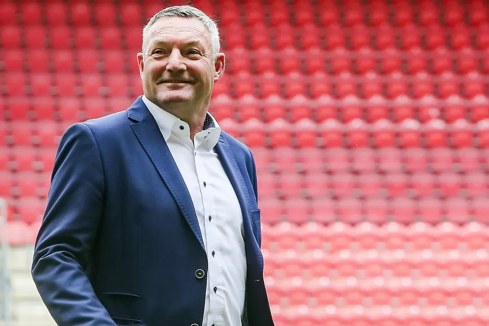 ron jans aanstelling hoofdtrainer fc twente juni 2020