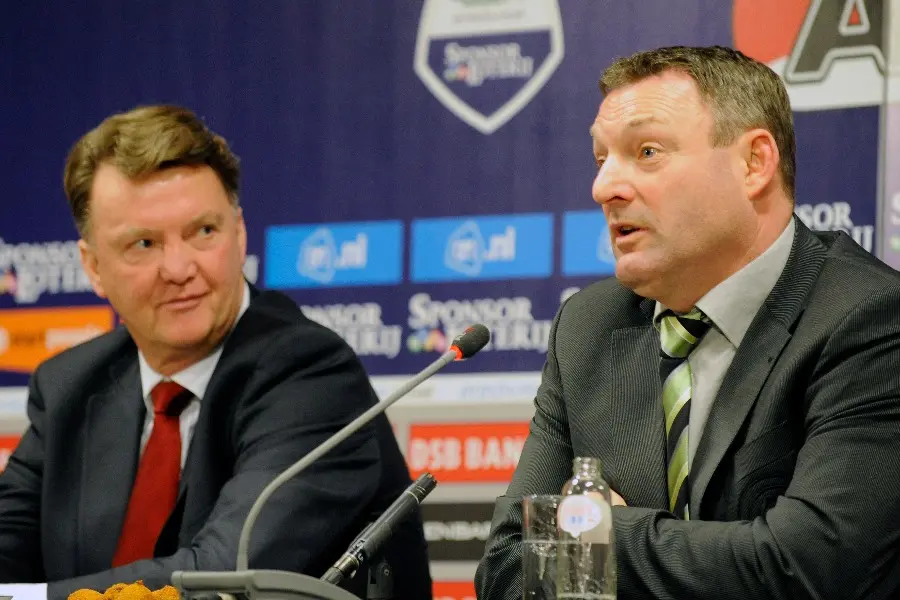 ron jans louis van gaal az alkmaar fc groningen 2008 2009
