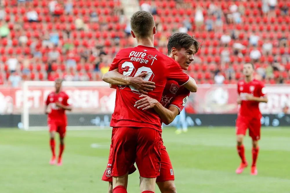 rots van leeuwen fc twente fortuna voorbereiding 2020 2021