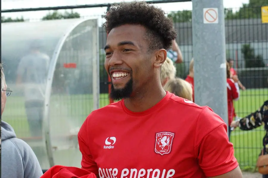 ryan trotman fc twente training lachen