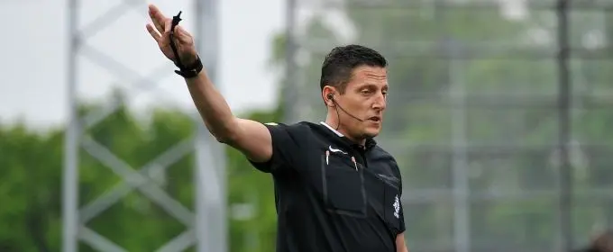 scheidsrechter manschot jeroen sportfoto oost