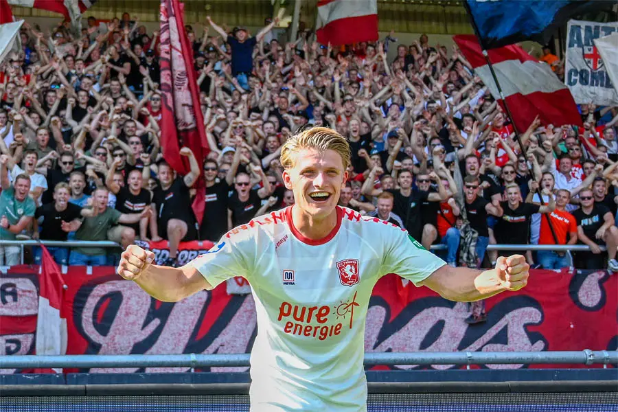 sem steijn juichen uitvak supporters fans nec fc twente nijmegen de goffert goffertstadion eredivisie seizoen 2022 2023