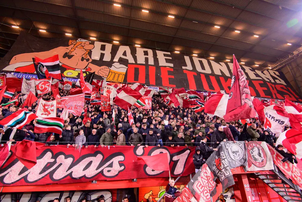 sfeeractie rare jonges die tukkers grolsch veste supporters vak p 2022