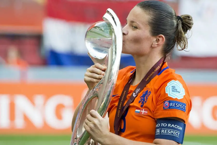 sherida spitse oranje nederlands elftal ek