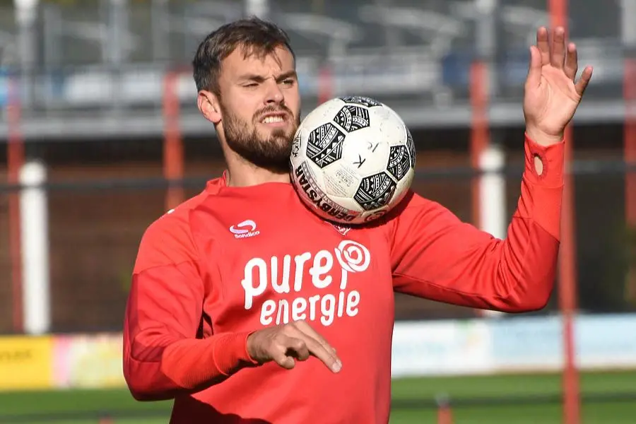 stefan thesker bal training fc twente 2018