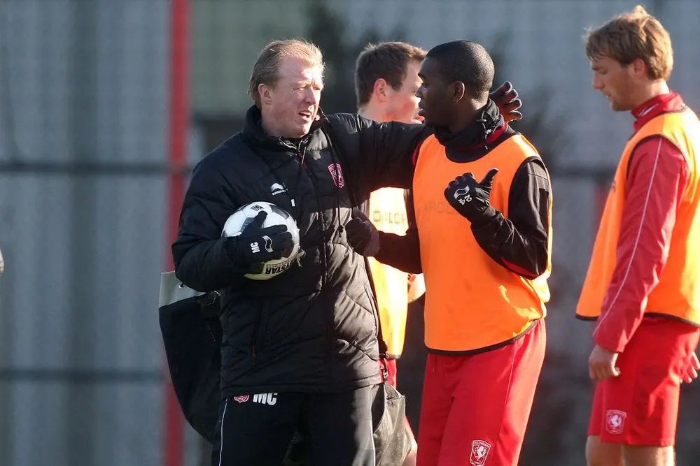steve mcclaren ola john fc twente 2011