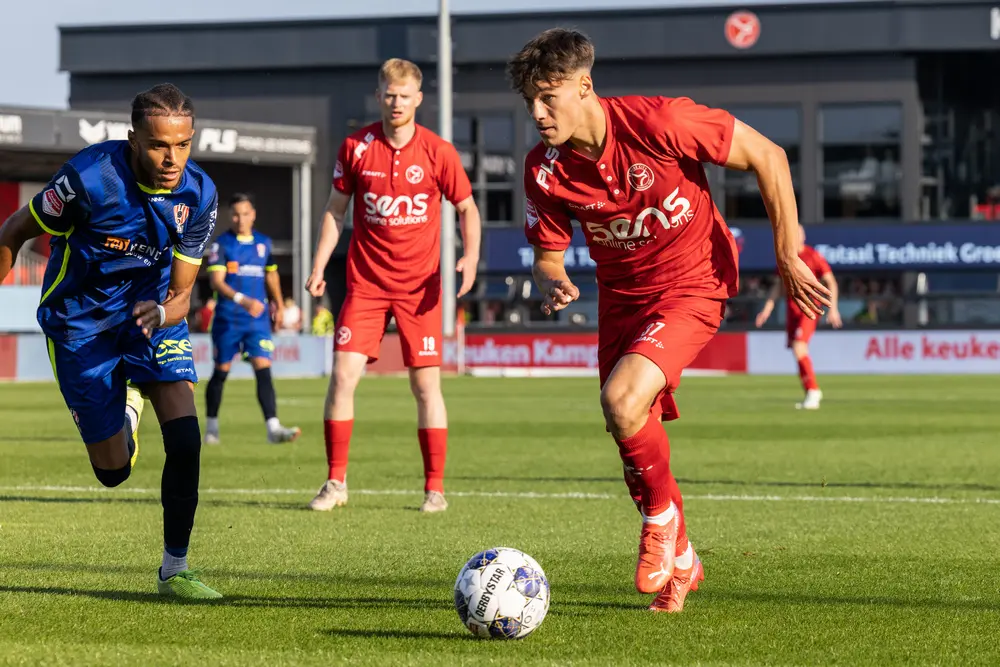 thijs van leeuwen almere city fc gertjan verbeek huurling