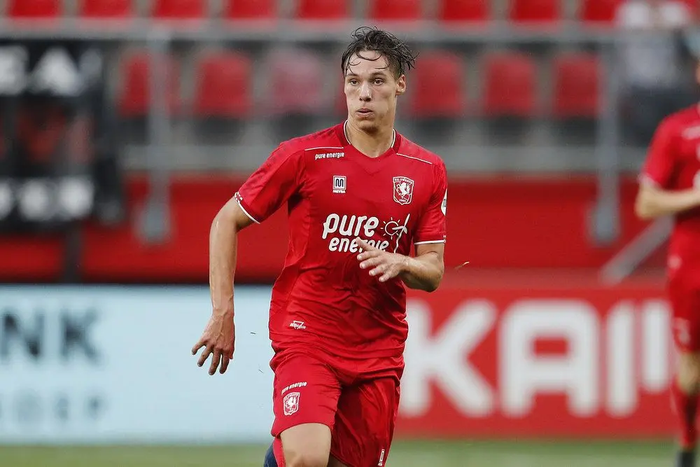 thijs van leeuwen fc twente aanvaller oefenwedstrijd 2020