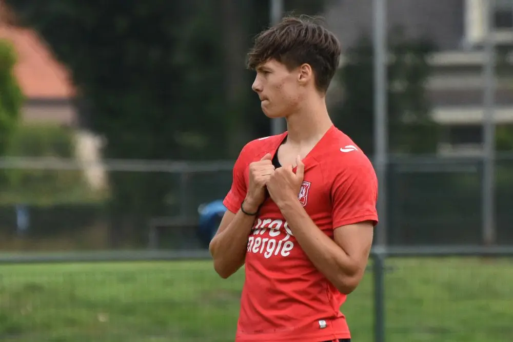 thijs van leeuwen training fc twente lutte