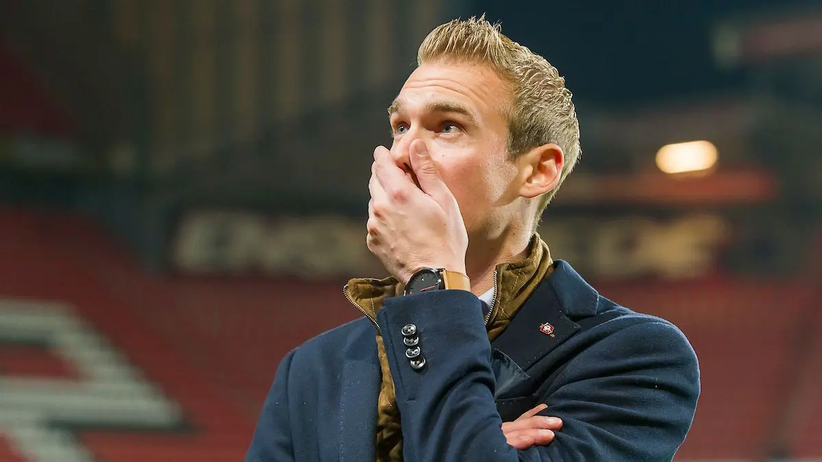tommy stroot trainer fc twente vrouwen 2019 2020