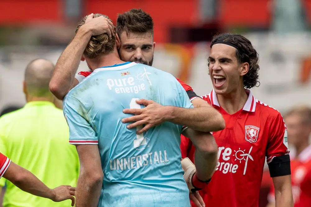 unnerstall propper zerrouki fc twente ajax augustus 2021