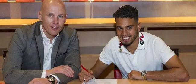 van halst maher tekenen contract