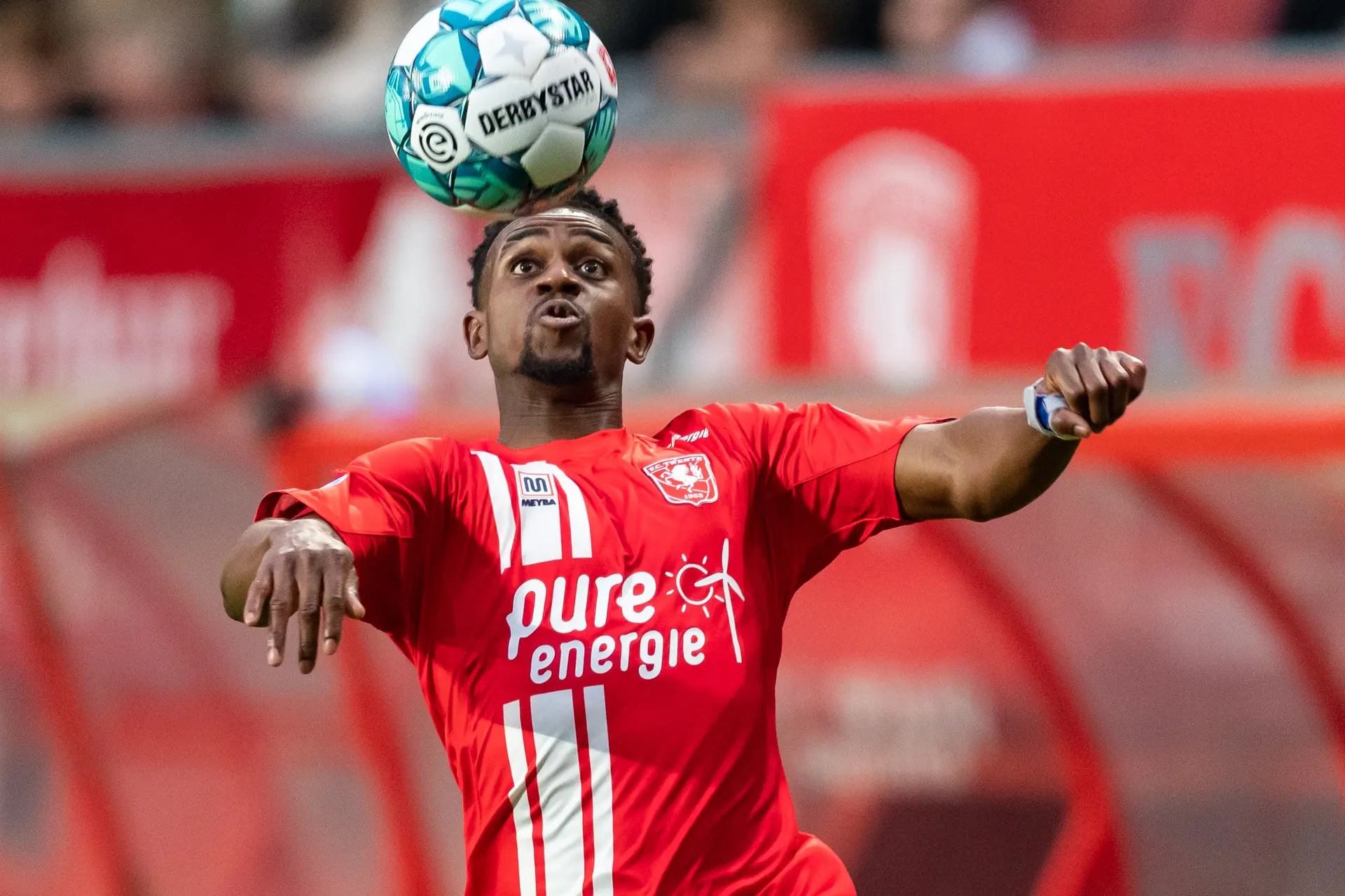 virgil misidjan grolsch veste bal controle hoofd 2022