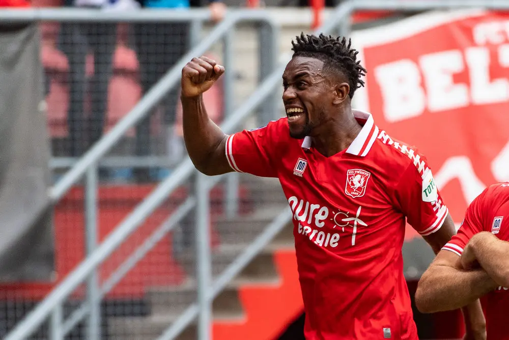 virgil misidjan vuist juichen doelpunt fc twente