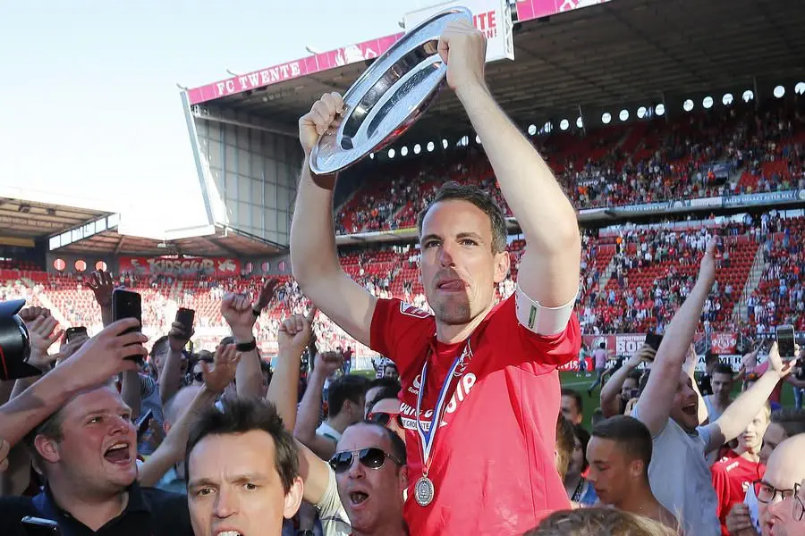 wout brama kampioensschaal veld grolsch veste supporters