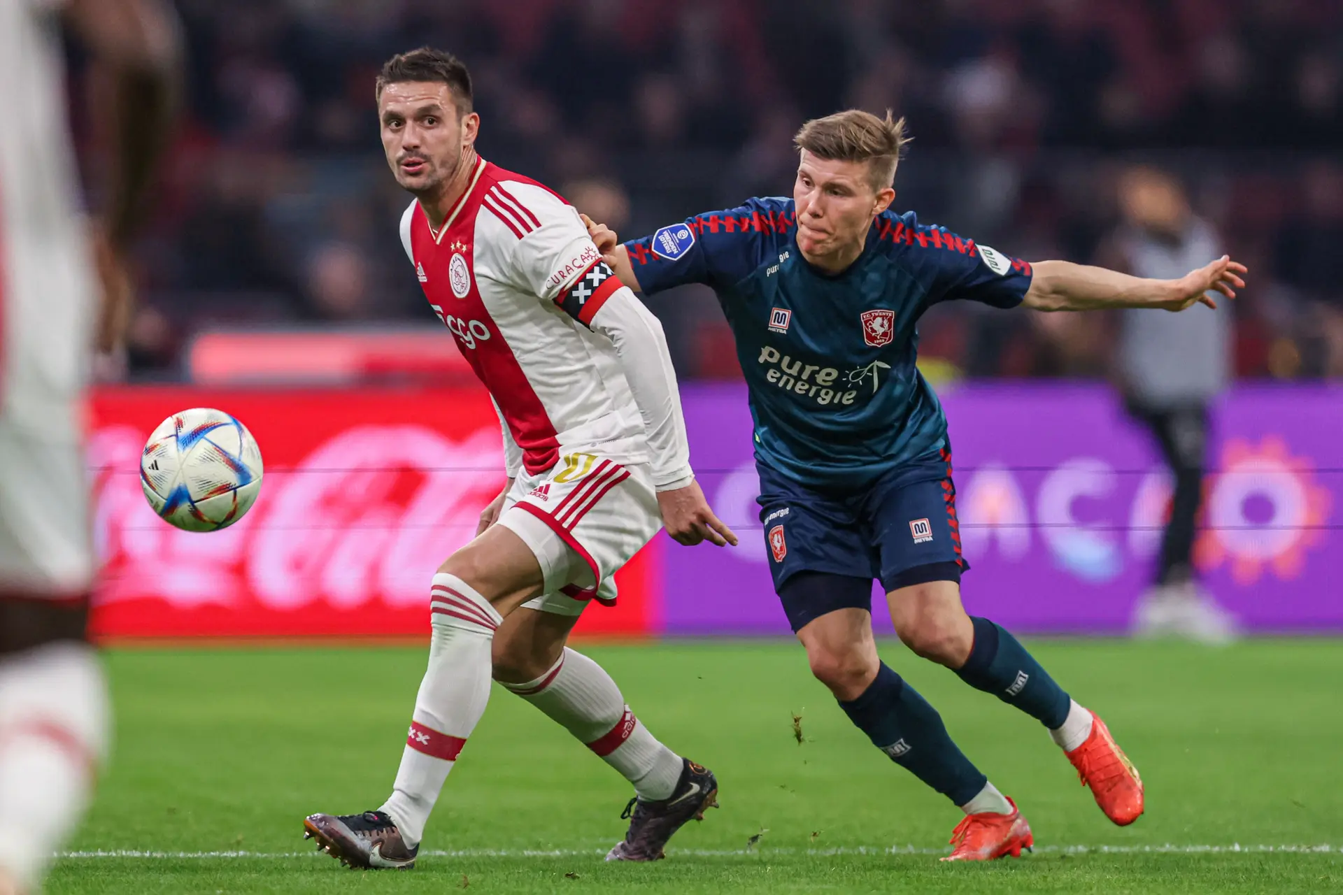 alfons sampsted dusan tadic ajax fc twente 2022 2023
