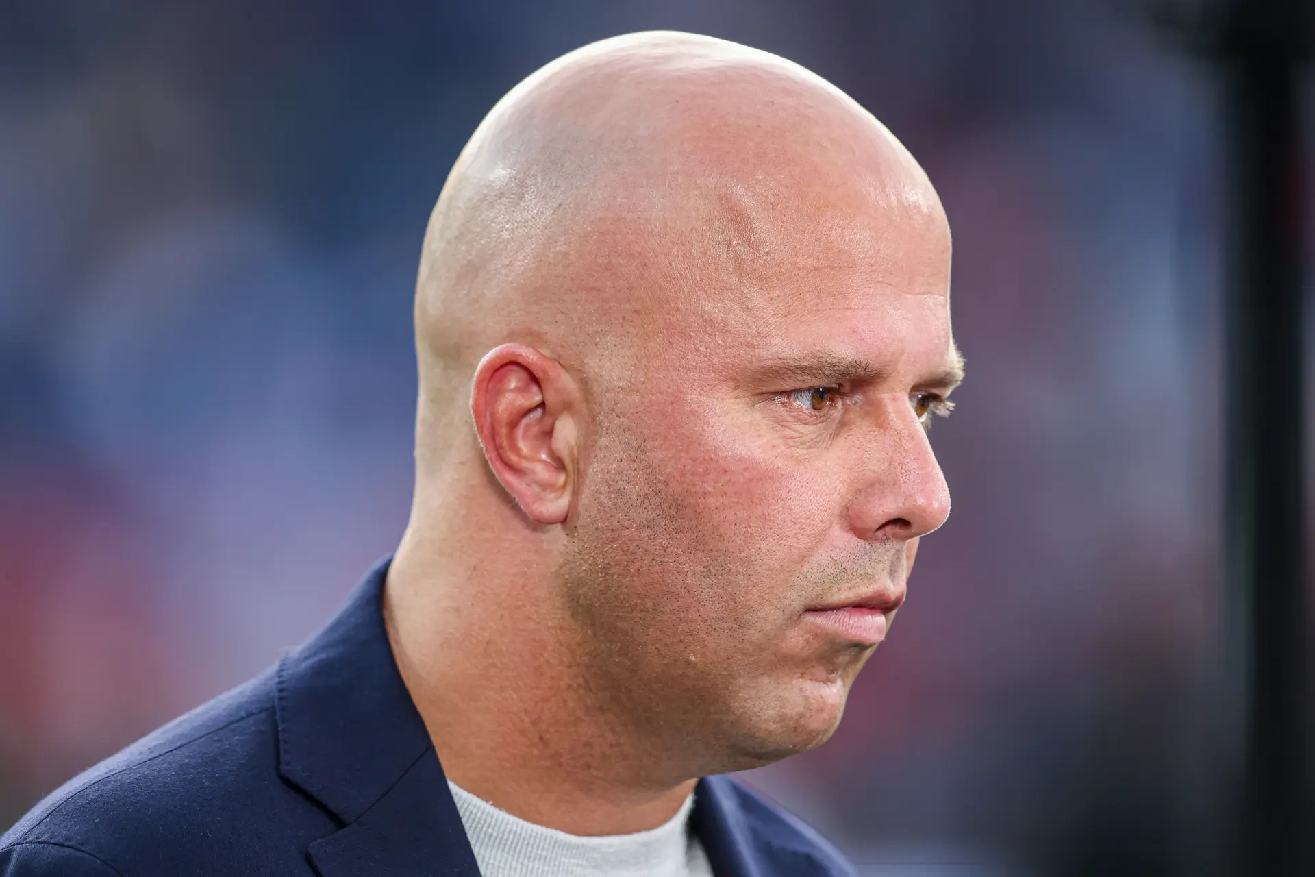 arne slot feyenoord bezorgde blik 2022