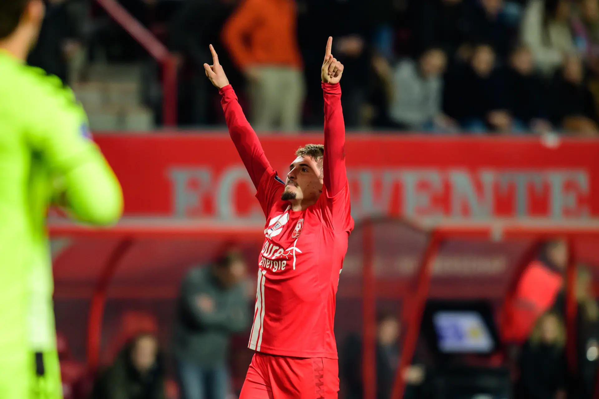 michal sadilek doelpunt twente emmen grolsch veste 2023
