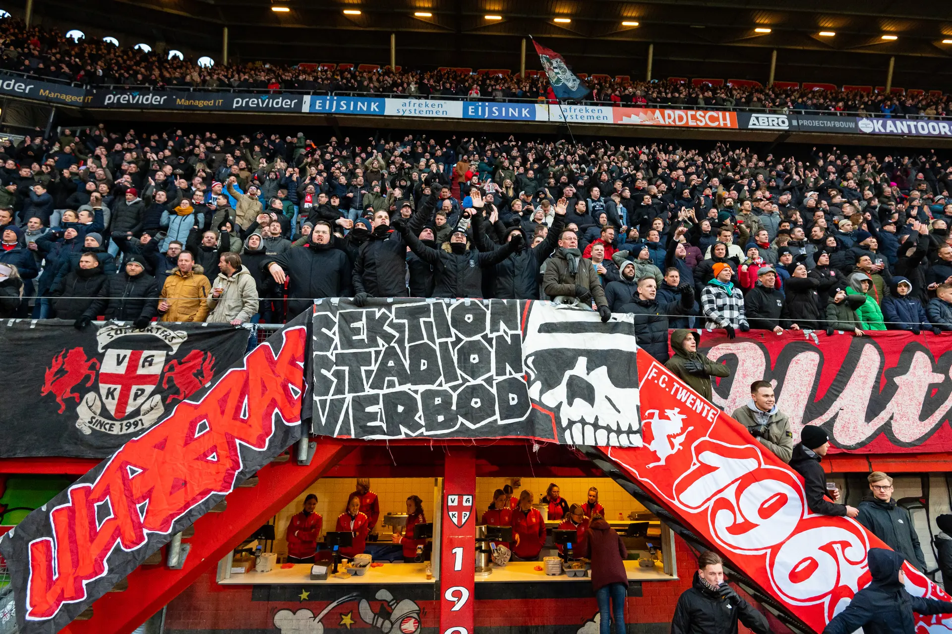 vak p supporters grolsch veste twente utrecht 2023